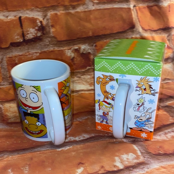 Hold for (p) - Picture 2 of 9